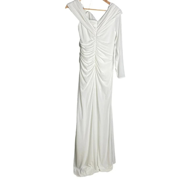 Ieena for Mac Duggal Ruched Jersey Drop Shoulder Foldover Neckline Gown White - Picture 4 of 7